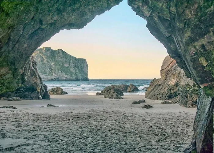 Entre Montana Y Rio Apartment Unquera